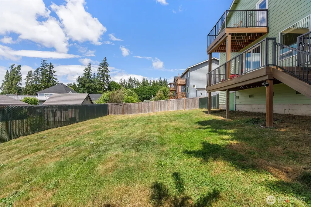 5091 May Street NW Bremerton WA 98311