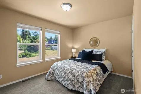 5091 May Street NW Bremerton WA 98311