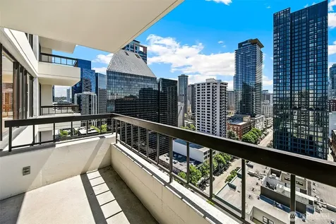 2201 3rd Avenue Seattle WA 98121