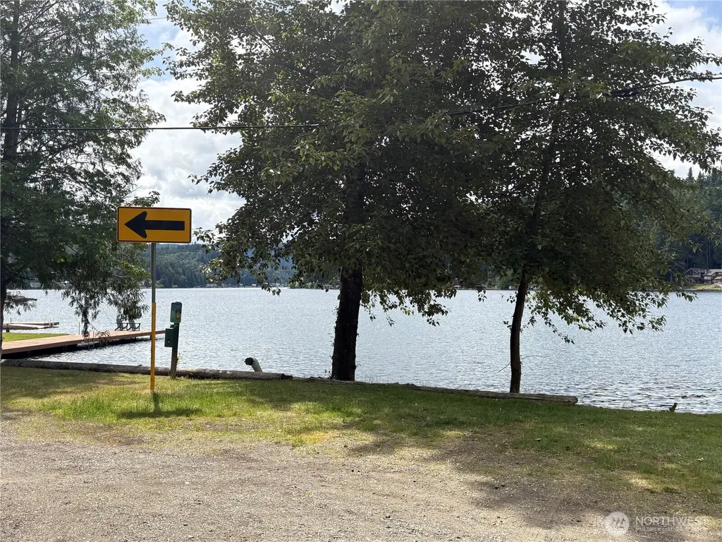 1506 Summit Lake Shore Road NW Olympia WA 98502