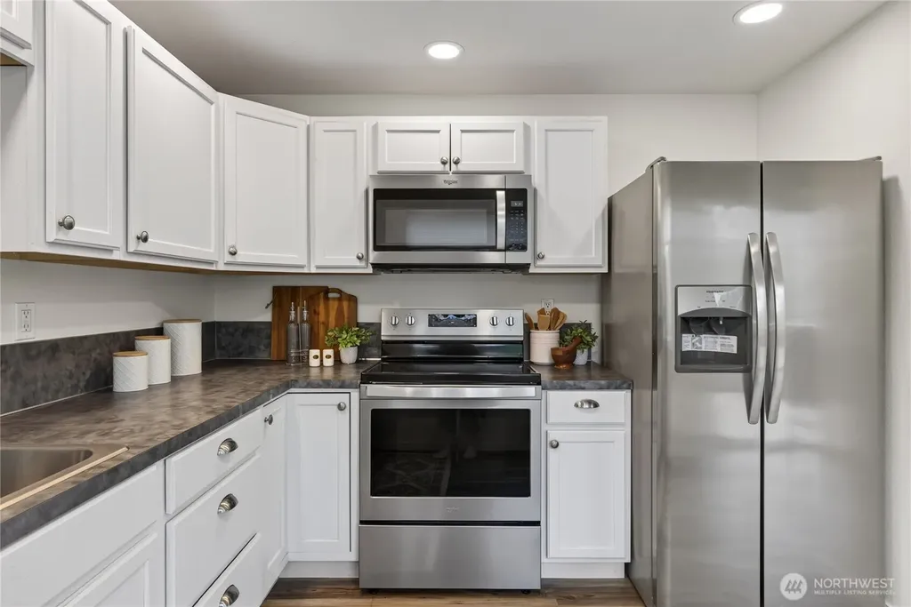 19813 52nd Place W Lynnwood WA 98036