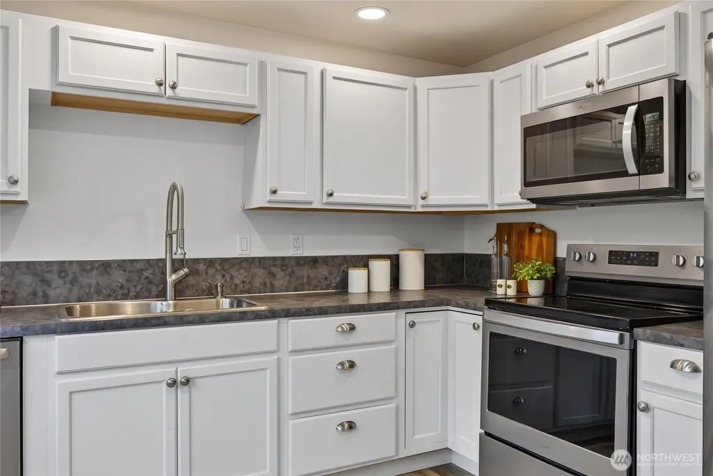 19813 52nd Place W Lynnwood WA 98036