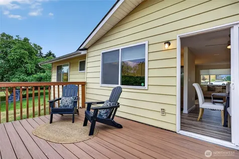 19813 52nd Place W Lynnwood WA 98036