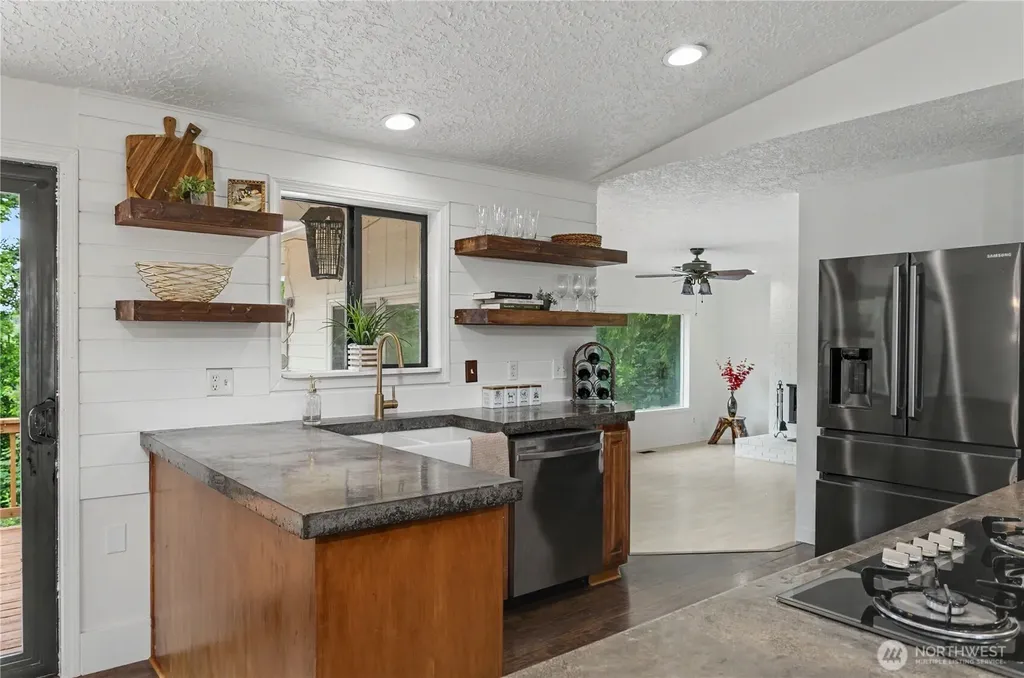 20112 NW Krieger Road Ridgefield WA 98642