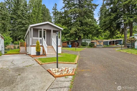 507 131st Street E Tacoma WA 98445