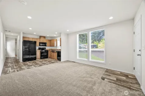 507 131st Street E Tacoma WA 98445