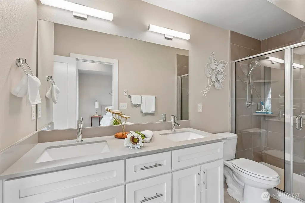6867 NE 170th Street Kenmore WA 98028