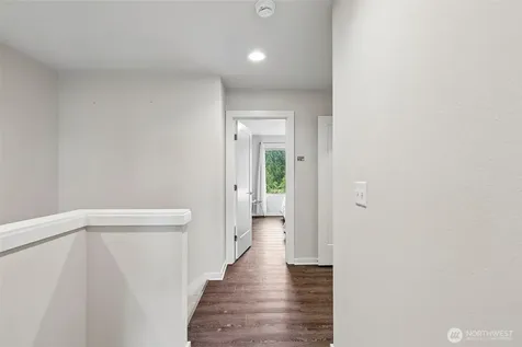 6867 NE 170th Street Kenmore WA 98028