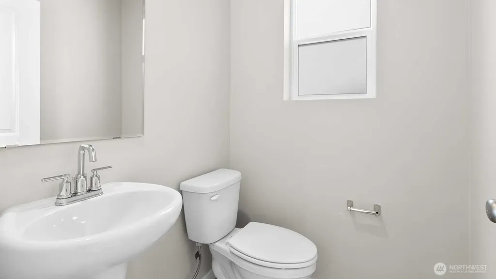 1105 138th Place SW Lynnwood WA 98087