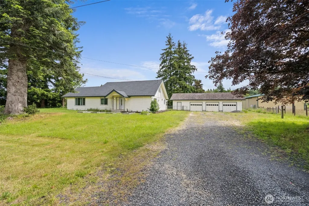 36 Lebam Road Raymond WA 98577