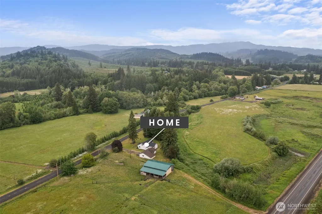 36 Lebam Road Raymond WA 98577