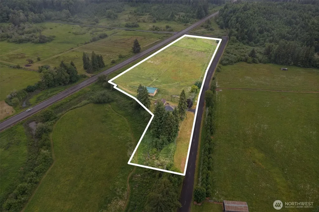 36 Lebam Road Raymond WA 98577