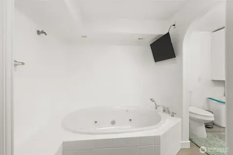 36 Lebam Road Raymond WA 98577