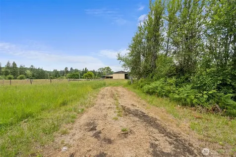 36 Lebam Road Raymond WA 98577