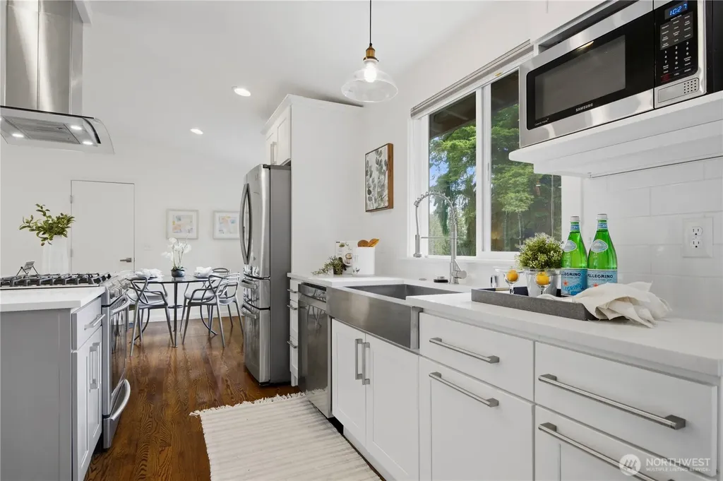 1608 151st Avenue SE Bellevue WA 98007