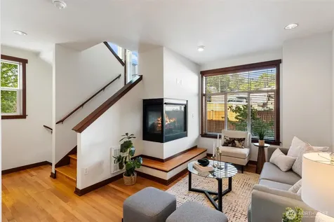 2400 W Boston Street Seattle WA 98199
