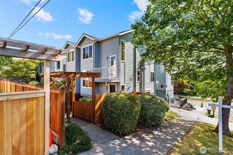 2400 W Boston Street Seattle WA 98199