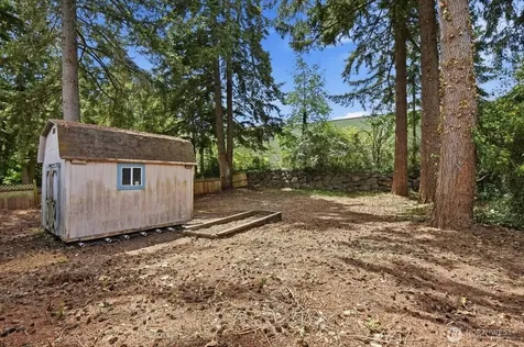 1511 143rd Avenue SE Bellevue WA 98007