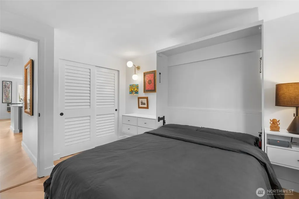 2400 E Howell Street Seattle WA 98122