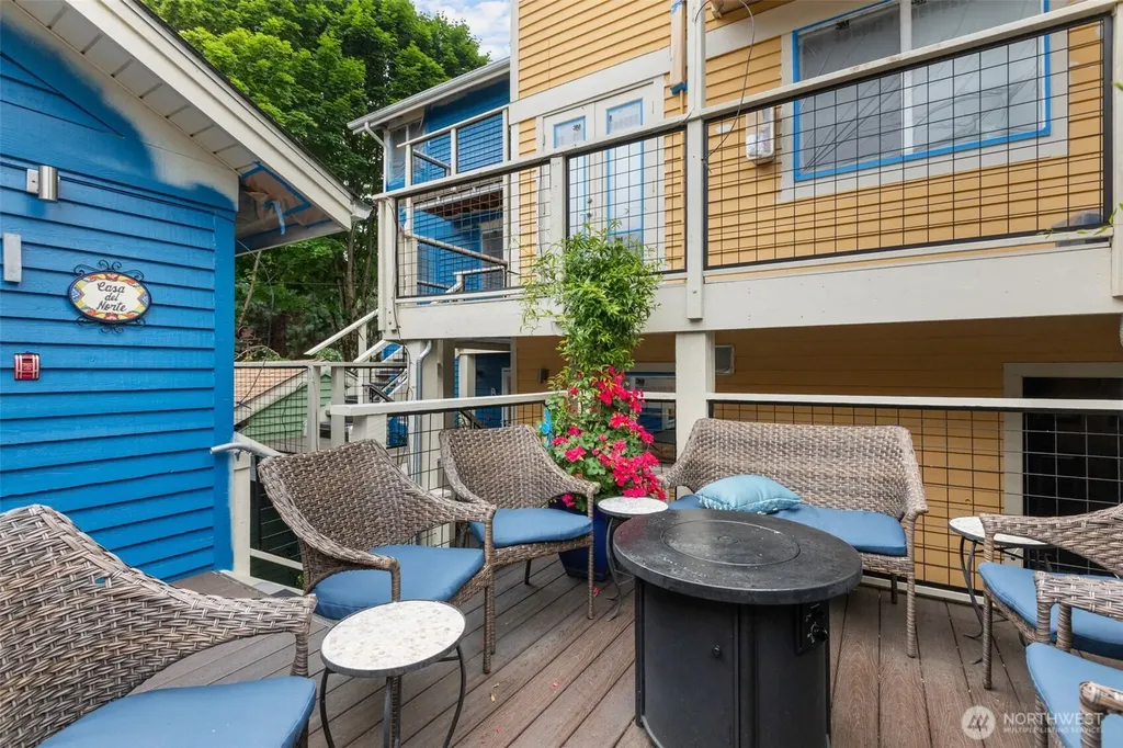 2400 E Howell Street Seattle WA 98122