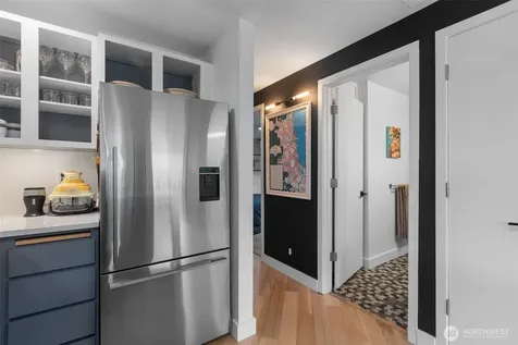 2400 E Howell Street Seattle WA 98122