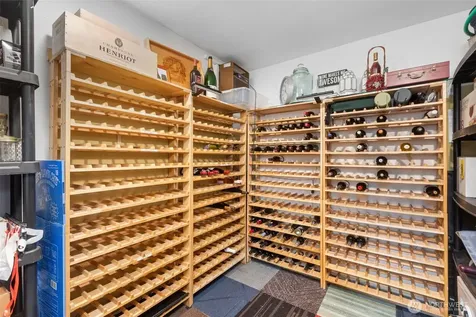 2400 E Howell Street Seattle WA 98122
