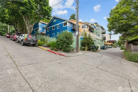 2400 E Howell Street Seattle WA 98122