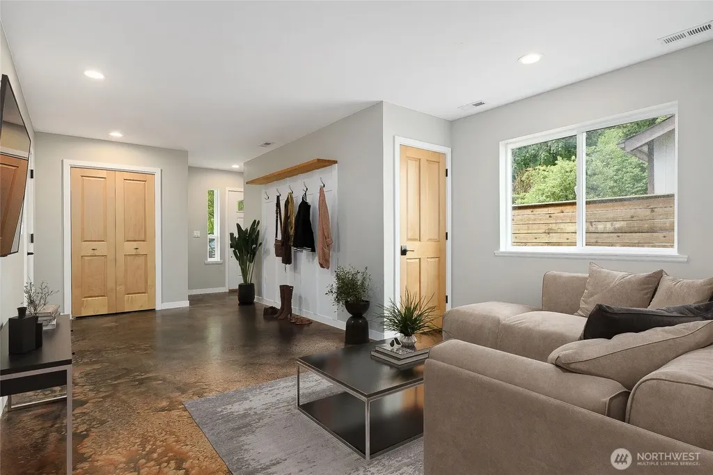 16330 Dogwood Lane Arlington WA 98223