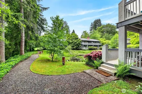 19616 61st Place NE Kenmore WA 98028