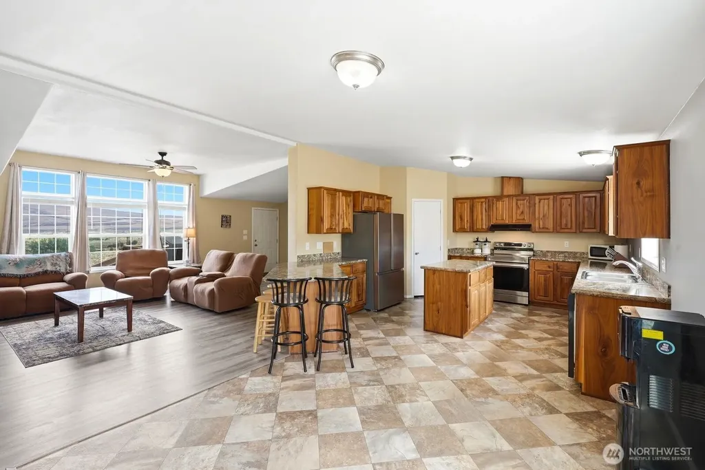 271 Paint Horse Road Yakima WA 98901