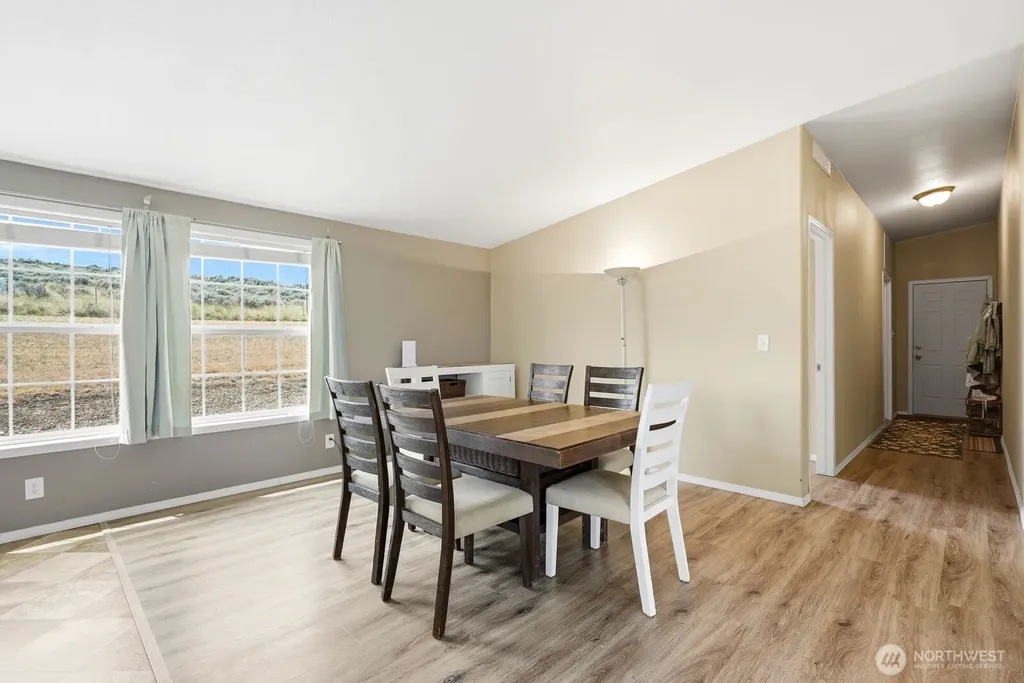 271 Paint Horse Road Yakima WA 98901