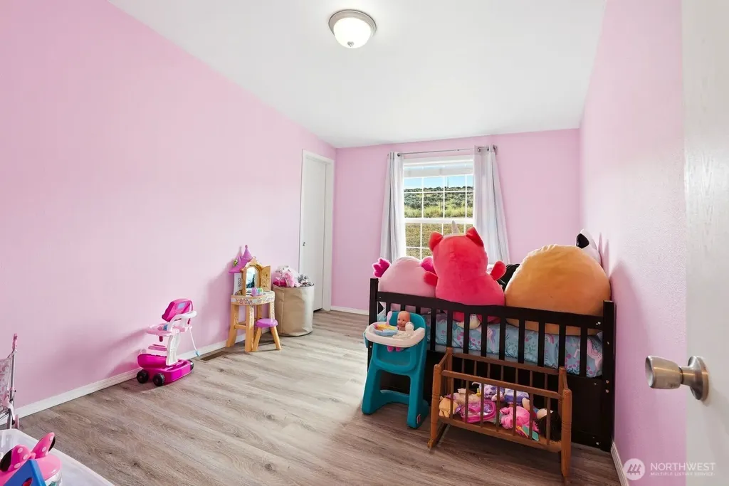 271 Paint Horse Road Yakima WA 98901