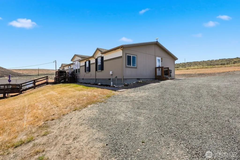 271 Paint Horse Road Yakima WA 98901