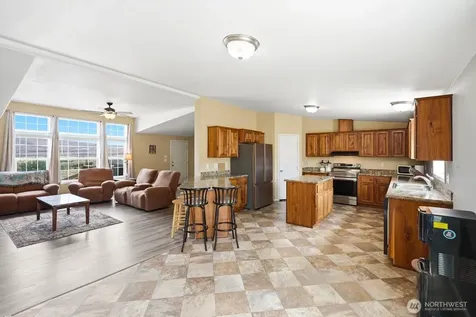 271 Paint Horse Road Yakima WA 98901
