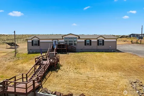 271 Paint Horse Road Yakima WA 98901