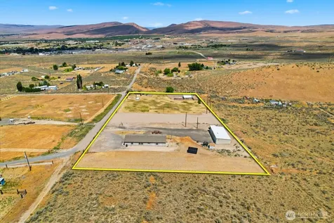 271 Paint Horse Road Yakima WA 98901