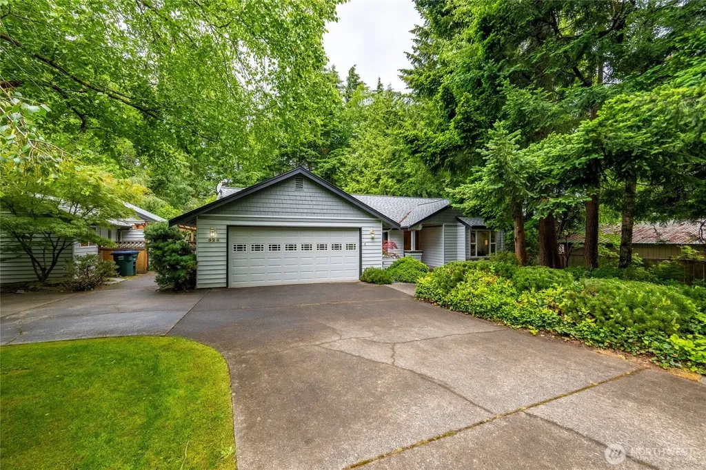 526 S 39th Street Bellingham WA 98229
