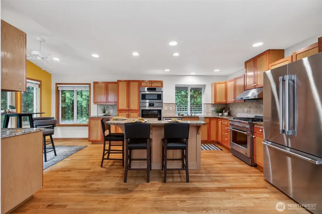 526 S 39th Street Bellingham WA 98229