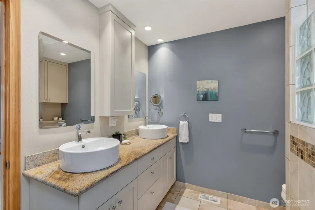 526 S 39th Street Bellingham WA 98229