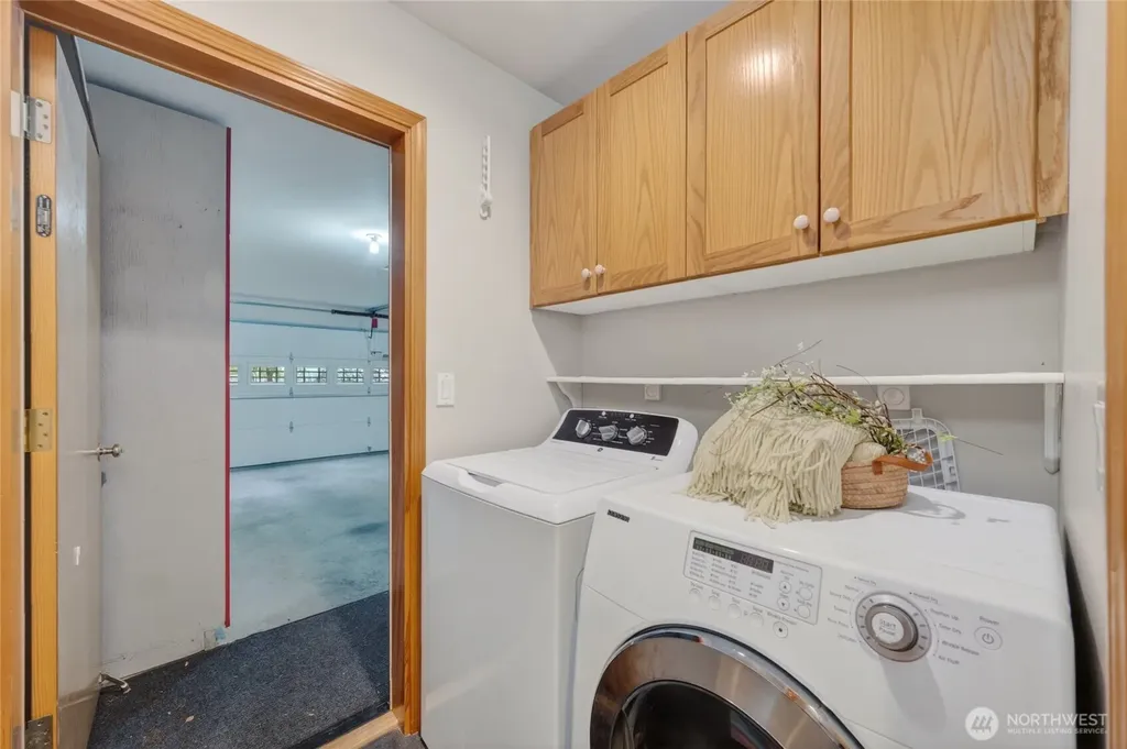 526 S 39th Street Bellingham WA 98229
