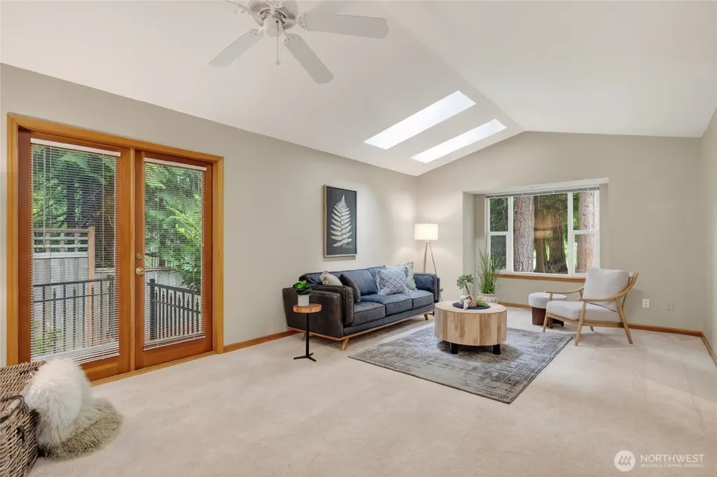 526 S 39th Street Bellingham WA 98229