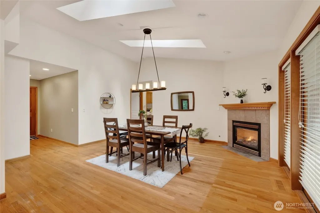 526 S 39th Street Bellingham WA 98229