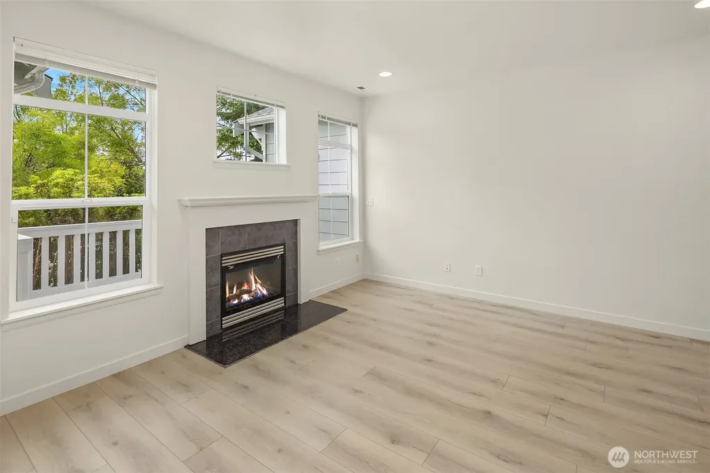 23897 NE 112th Circle Redmond WA 98053