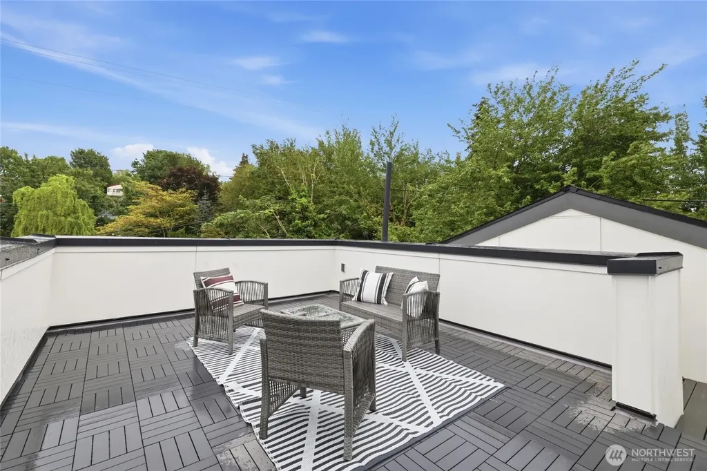 1405 29th Avenue Seattle WA 98122