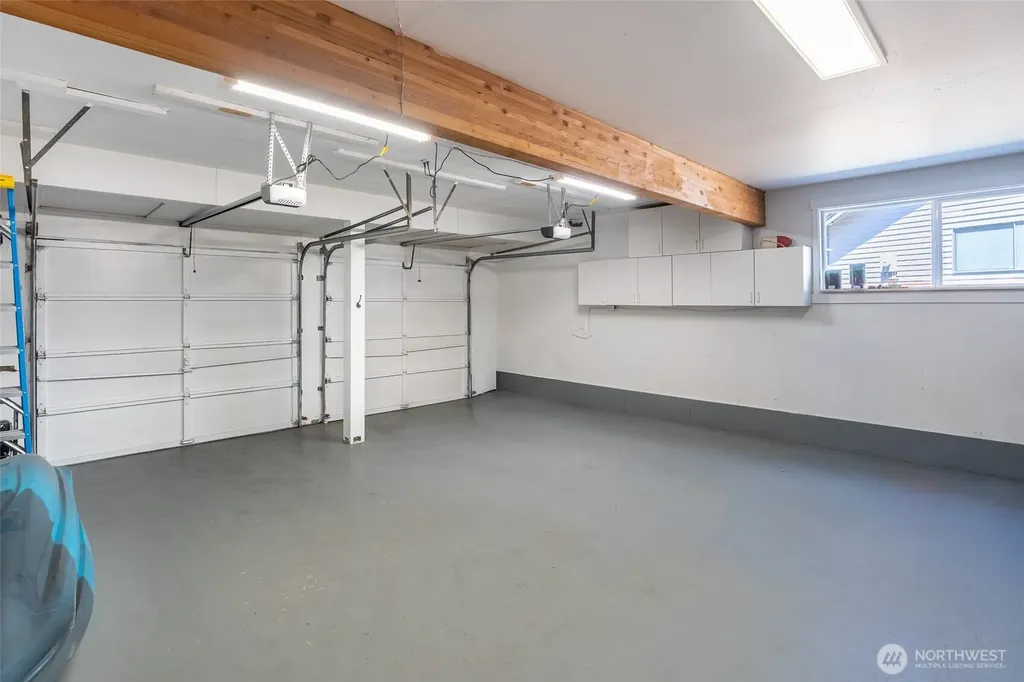 14105 64th Avenue W Edmonds WA 98026