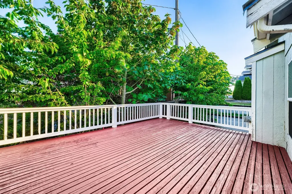 1312 Browns Point Boulevard Tacoma WA 98422