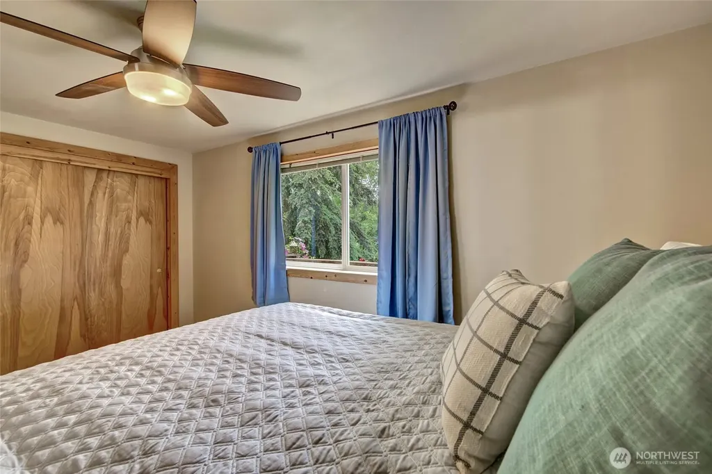 115 Kahlua Court Camano Island WA 98282