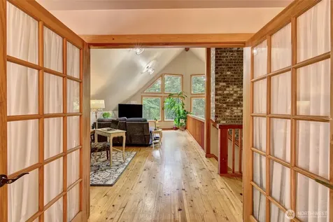 115 Kahlua Court Camano Island WA 98282