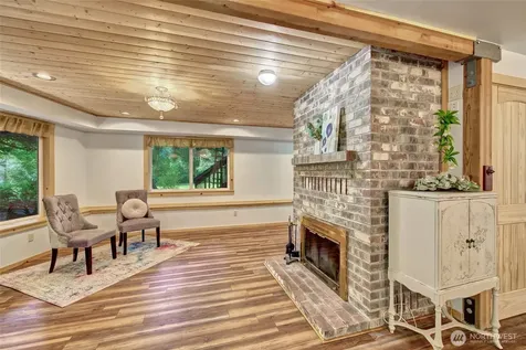 115 Kahlua Court Camano Island WA 98282