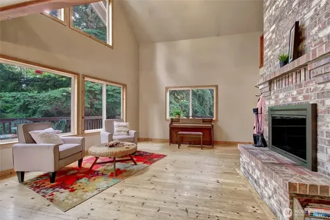 115 Kahlua Court Camano Island WA 98282